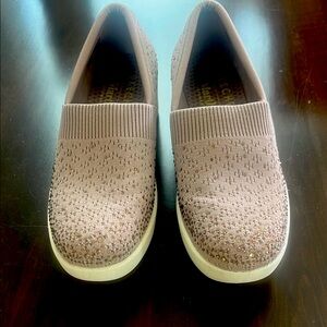 Martha Stewart pier- lite slip on